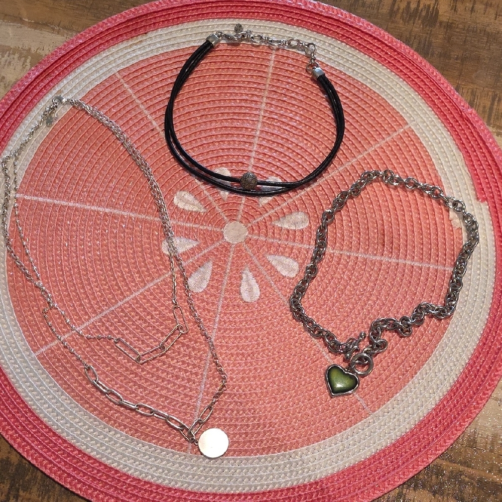 BUNDLE  Silver and Black Necklaces 3‎ Total